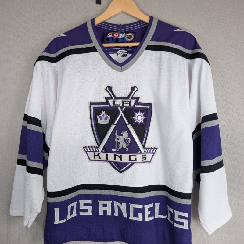 CCM Los Angeles Kings NHL Hockey Jersey 90s White Purple Small Coat Of Arms